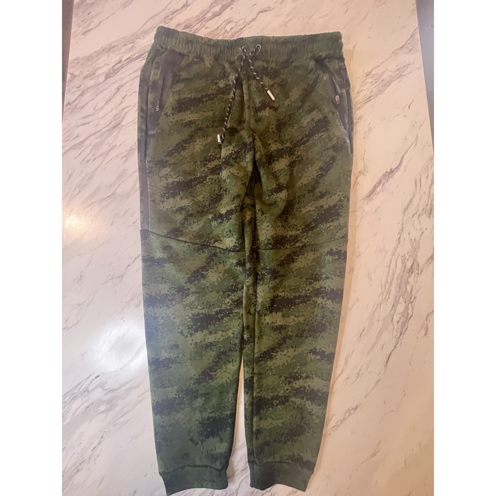 Tapout WWE Men's Maximum Range Comfort Fit Lounge Camo Sweat Pants Size XL
